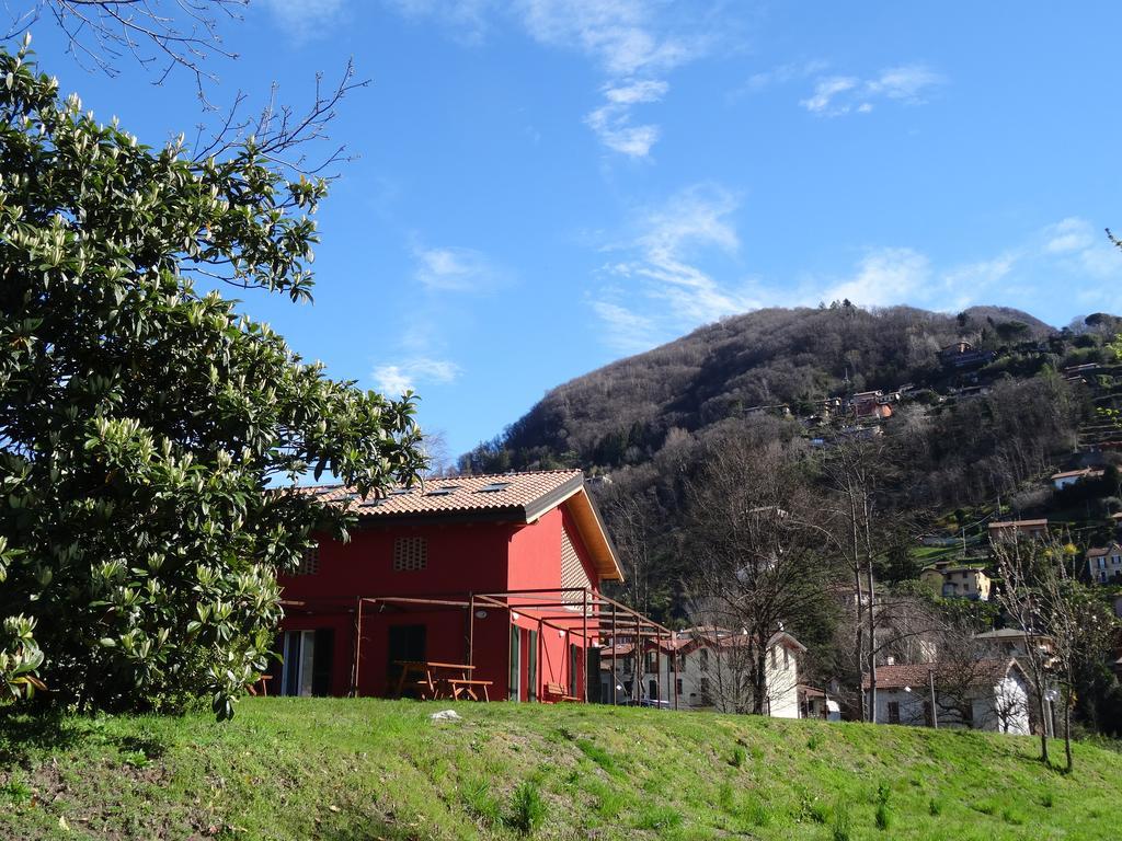 Ostello Casa Rossa Laveno-Mombello Buitenkant foto
